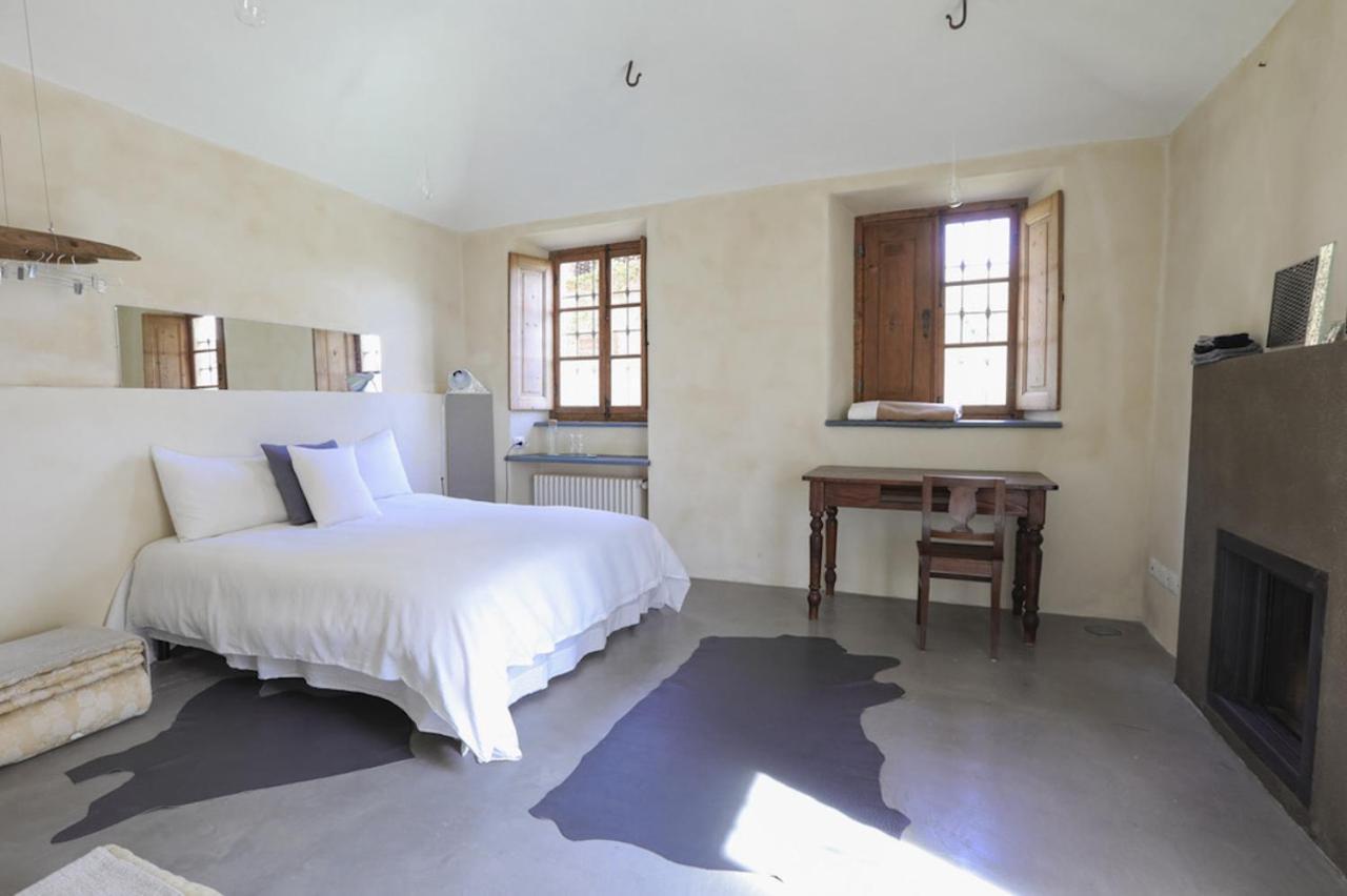 Relax Hotel Borgosesia Luaran gambar